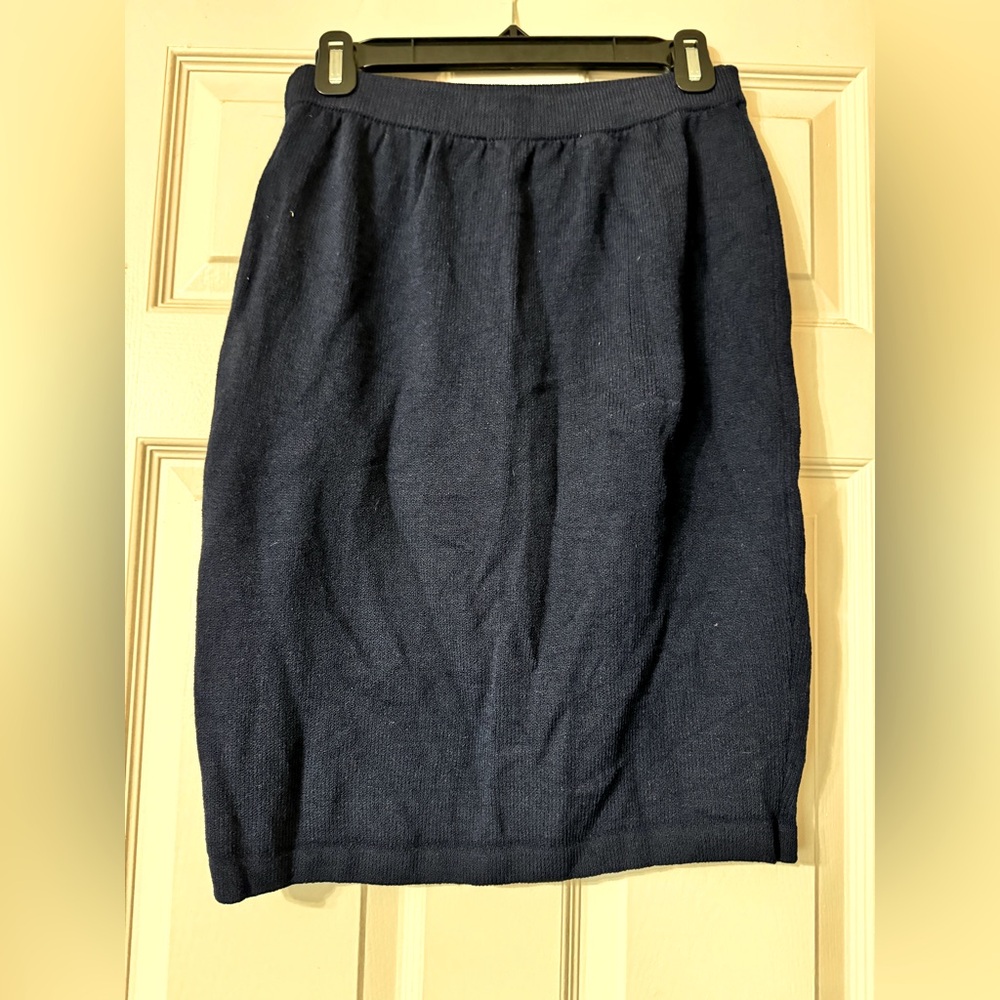 St. John’s navy blue skirt